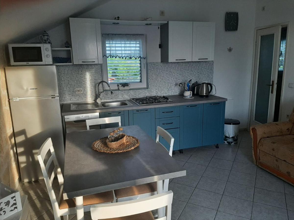 Apartmani Antonela&Andrej Privlaka  Buitenkant foto